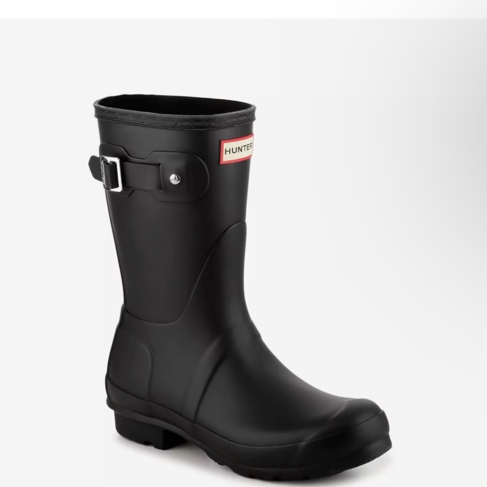 NIB! Hunter Black Rain & Snow Boots with Red Heel Badges